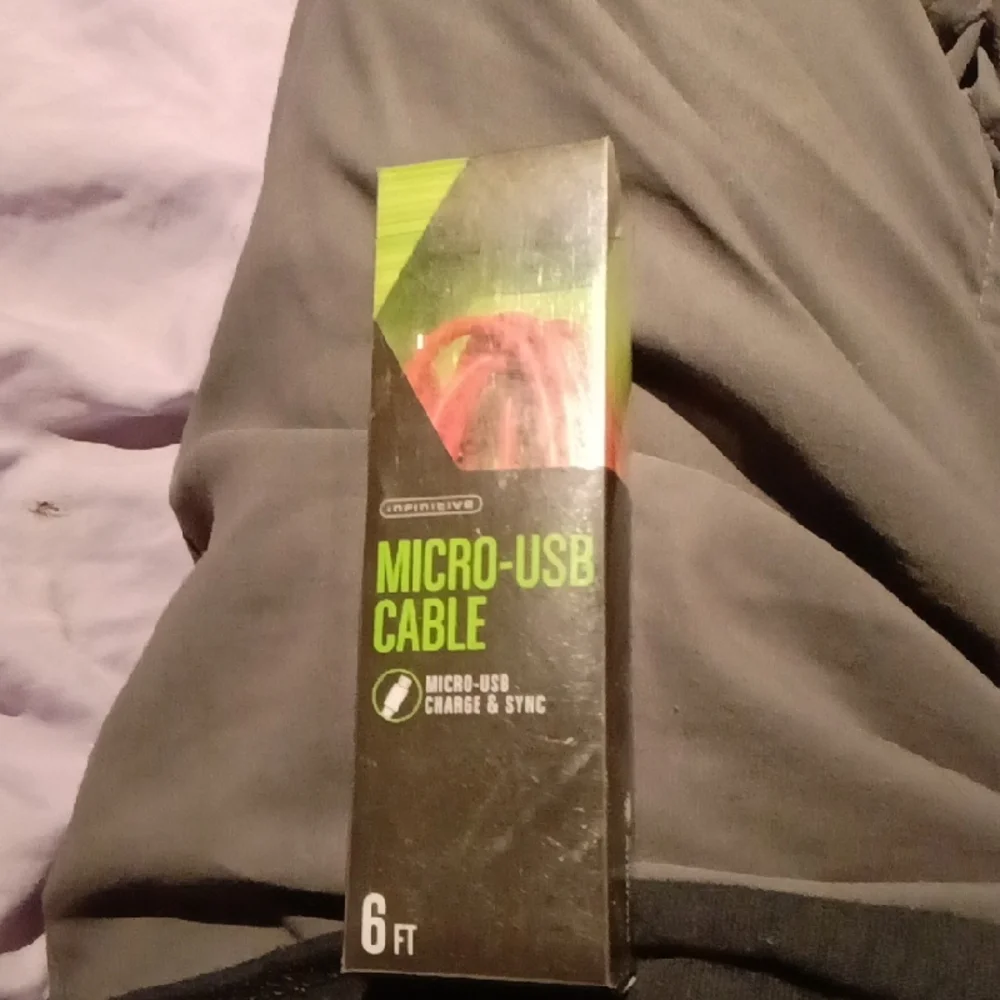 Mainstays Black and Green Micro-USB Cable